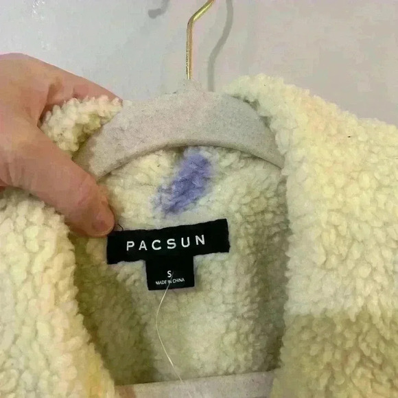 NWT PacSun Sherpa Plaid Jacket Coat Button Up Soft Oversized Men’s Size Small - Picture 8 of 10